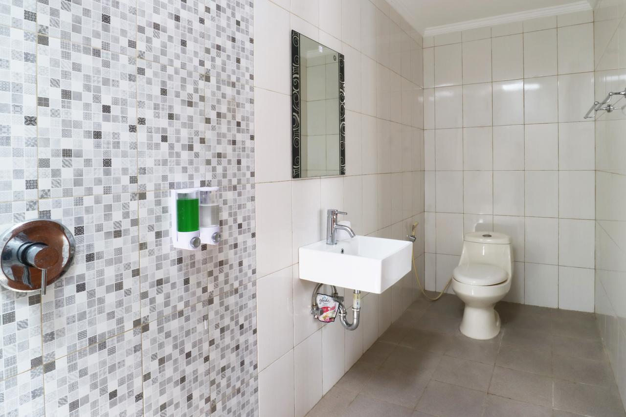 Aghasvina Guest House Canggu Экстерьер фото